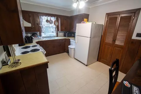 1088 Diamond Hill Rd, Woonsocket, RI 02895 photo 15