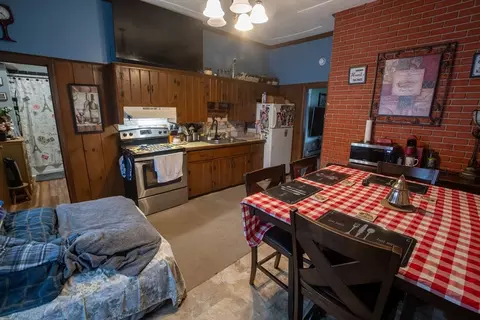 1088 Diamond Hill Rd, Woonsocket, RI 02895 photo 4