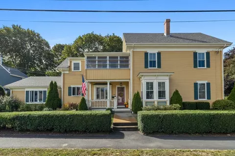 57 Wave Ave, Wakefield, MA 01880 photo 2