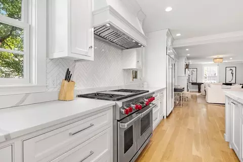 6 Leavitt St, Hingham, MA 02043 photo 7