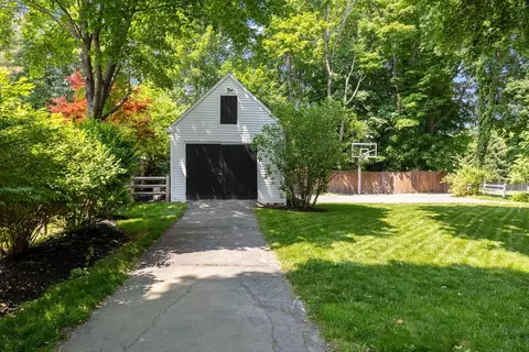 6 Leavitt St, Hingham, MA 02043 photo 37