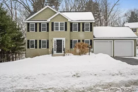 2 Lydia Ln, Clinton, MA 01510