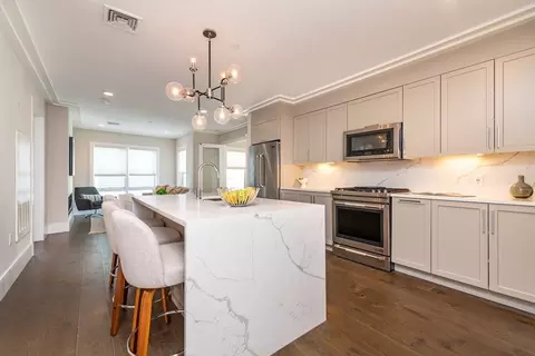 214 Market St #201, Boston, MA 02135