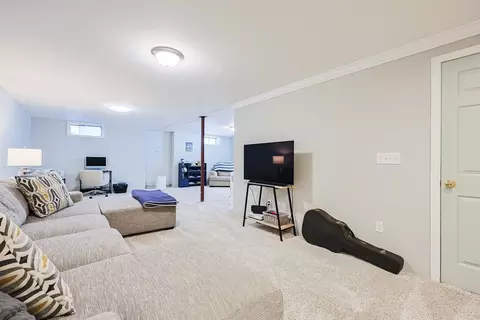 8 Wallis St, Douglas, MA 01516 photo 30