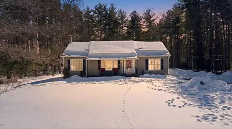 8 Wallis St, Douglas, MA 01516 photo 41