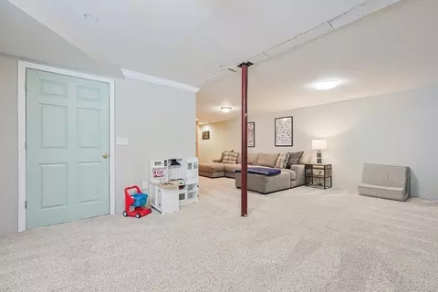 8 Wallis St, Douglas, MA 01516 photo 28
