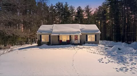 8 Wallis St, Douglas, MA 01516 photo 39