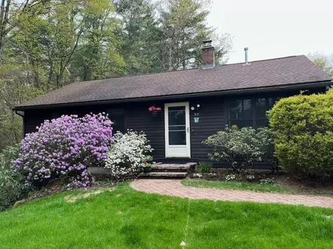 97 Gulf Rd, Belchertown, MA 01007