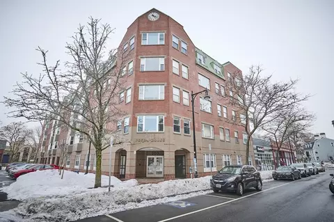 289 Essex St #308, Salem, MA 01970