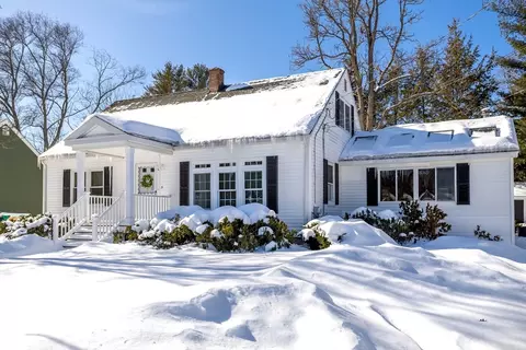 5 S Oliver St, Tewksbury, MA 01876