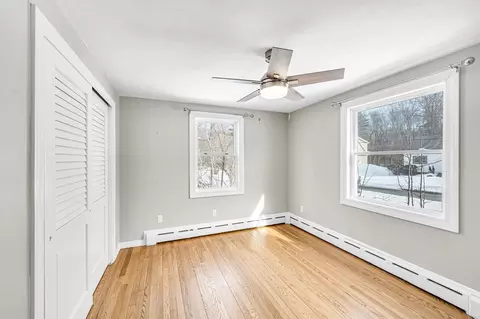 140 Slumber Ln, Springfield, MA 01128 photo 11
