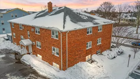 40 Railroad Ave #B2, Beverly, MA 01915