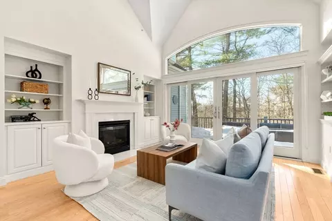 43 S Cottage Rd #43, Belmont, MA 02478