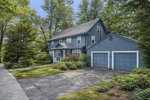 1438 Beacon St, Waban, MA 02468