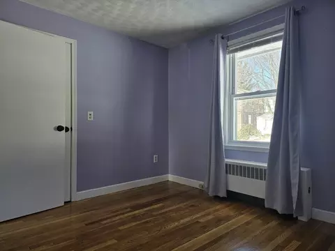 Bedroom - 55 Apthorp St, Worcester, MA 01606 photo 3 of 7