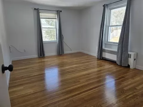 Bedroom - 55 Apthorp St, Worcester, MA 01606 photo 5 of 7