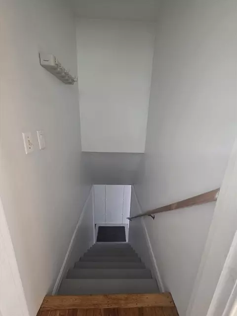 Entry Way - 55 Apthorp St, Worcester, MA 01606 photo 2 of 3