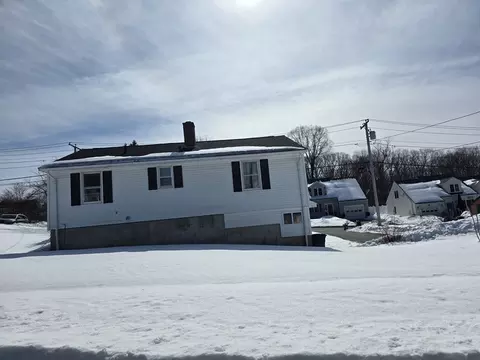 Exterior - 55 Apthorp St, Worcester, MA 01606 photo 4 of 4