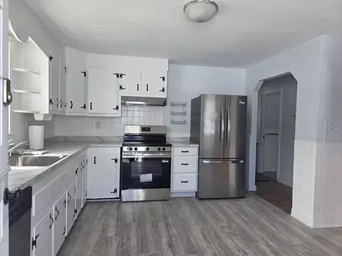 Kitchen - 55 Apthorp St, Worcester, MA 01606 photo 1 of 4