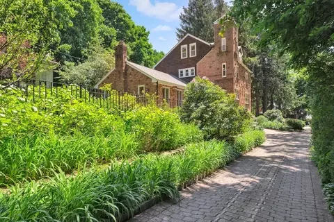 69 Edmund Rd, Arlington, MA 02474