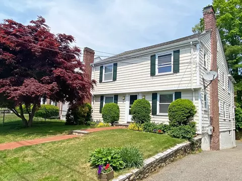 8-10 Willow St, Newton, MA 02459