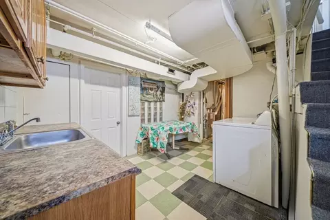 36 Jasper St, Saugus, MA 01906 photo 29