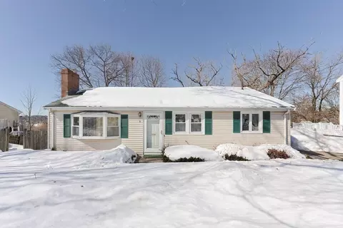 11 Lorraine Ter, Arlington, MA 02474