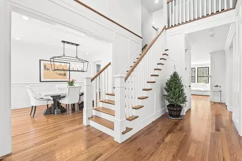 2 Arrow Path, Natick, MA 01760 photo 2