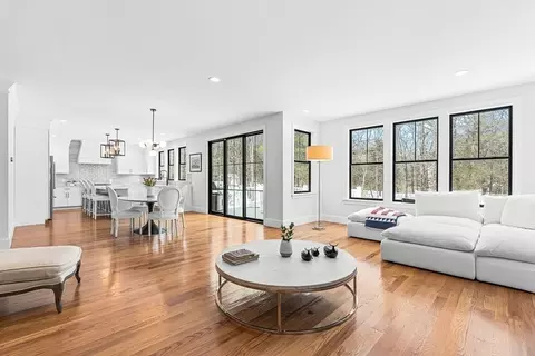 2 Arrow Path, Natick, MA 01760 photo 7