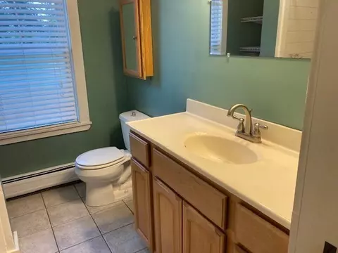 4 Gaugh St, Easthampton, MA 01027 photo 12