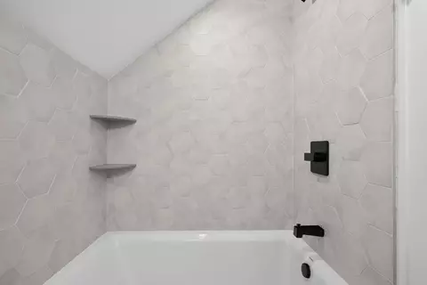 Bath - 14 Hamlet #C, Somerville, MA 02143 photo 2 of 2