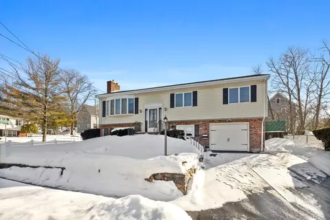 13 Ralph Rd, Peabody, MA 01960