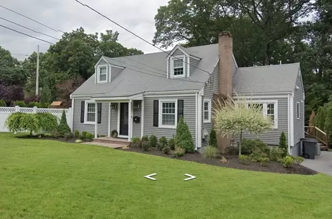 Exterior - 3 Macarthur Rd, Natick, MA 01760 photo 4 of 8