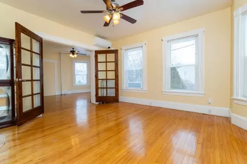 527 N Warren, Brockton, MA 02301