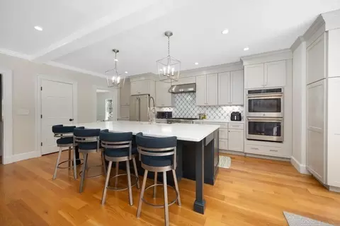 1 Squirrel Hill Ln, Hingham, MA 02043 photo 5