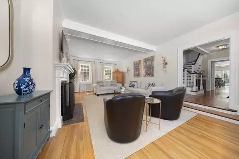 1 Squirrel Hill Ln, Hingham, MA 02043 photo 9
