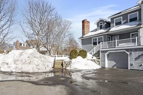 3 Carnation Cir #C, Reading, MA 01867 photo 2