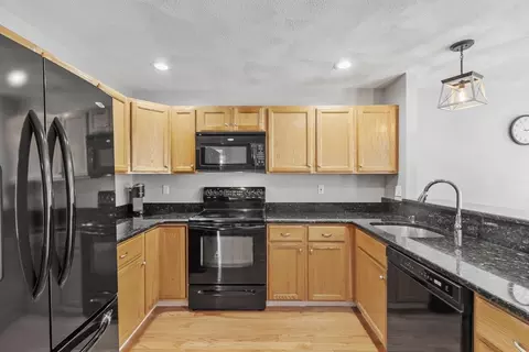 3 Carnation Cir #C, Reading, MA 01867 photo 7
