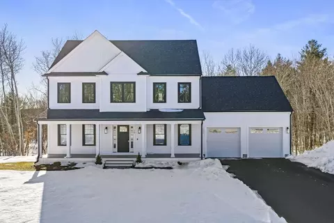 19 Caleb Dr, Middleboro, MA 02346