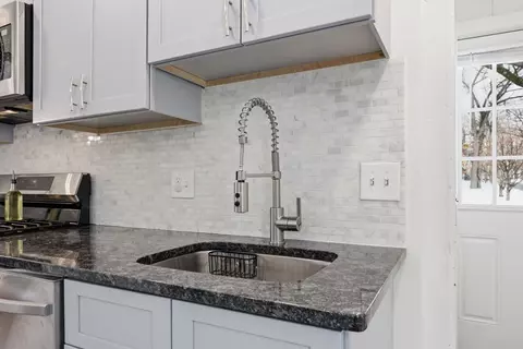 170 Plumtree Rd, Springfield, MA 01118 photo 7
