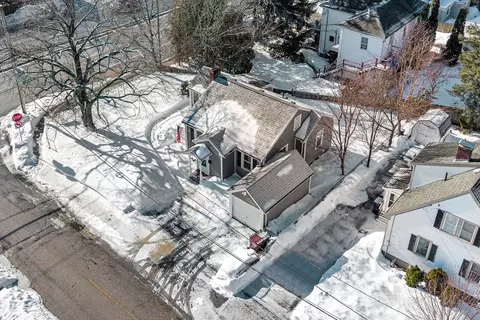 8 Sumner St, Dedham, MA 02026 photo 3