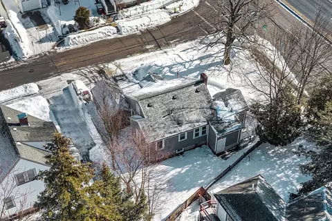 8 Sumner St, Dedham, MA 02026 photo 4