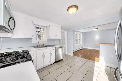 8 Sumner St, Dedham, MA 02026 photo 16
