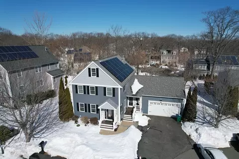 16 Ferris Rd, Lynn, MA 01904