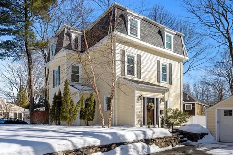 28 Mercer Rd, Needham, MA 02494