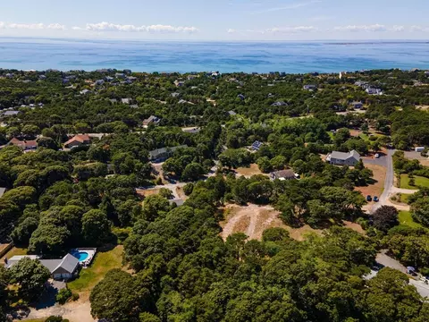 7 Arrowhead Farm Rd, Truro, MA 02666