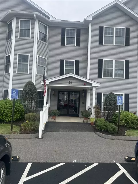 26 Greenleaves Dr #624, Amherst, MA 01002