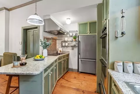 52 Central, Gardner, MA 01440 photo 4