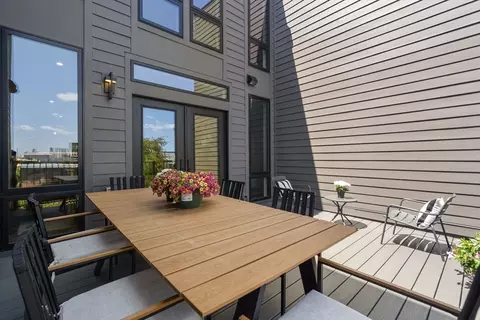 100 Lincoln St #206, Boston, MA 02135