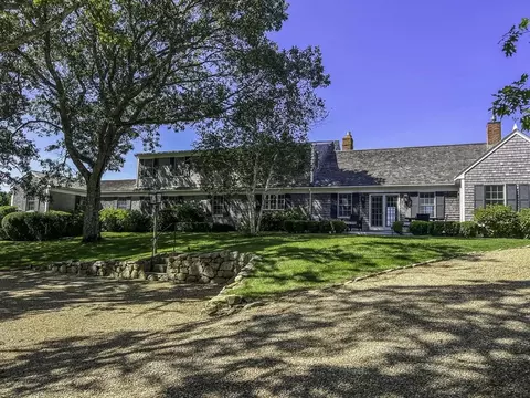 23 Beetle Swamp, Edgartown, MA 02539